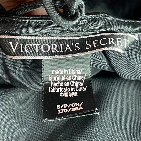 Victoria's Secret Black Satin Slip Dress Size Small Behind the Neck Tie Y2K - Picture 3 of 7